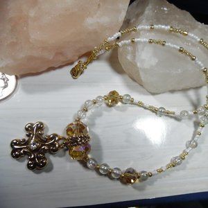 GOLD AND WHITE CHOKER/NECKLACE NEW 18"